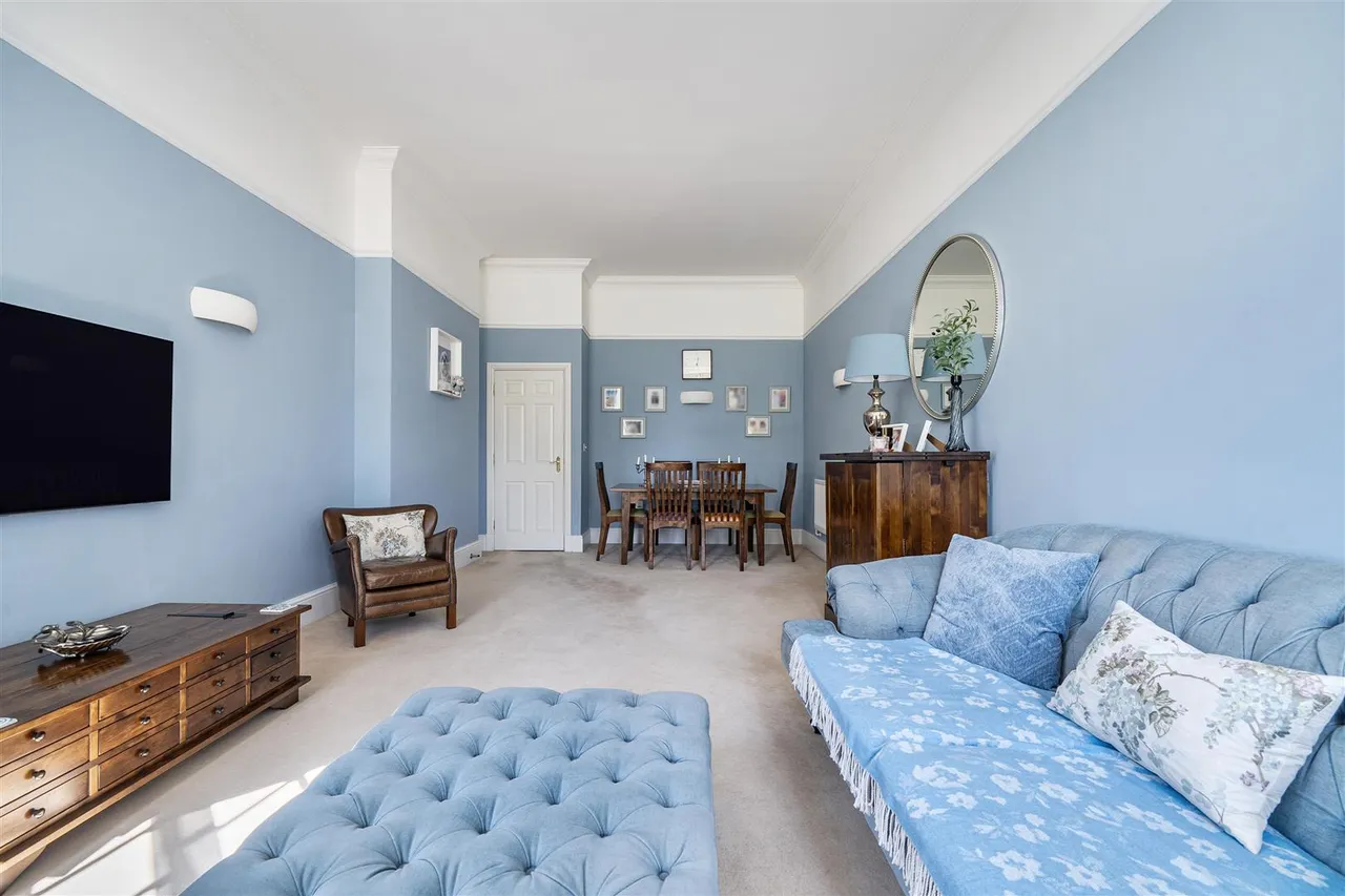 Boundary Walk, Knowle, Fareham, photo 9