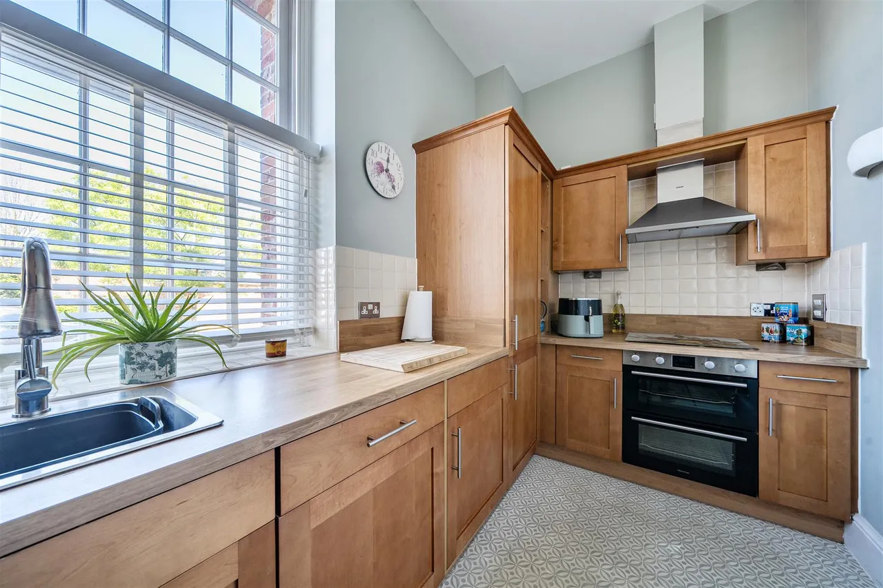 Boundary Walk, Knowle, Fareham, photo 10