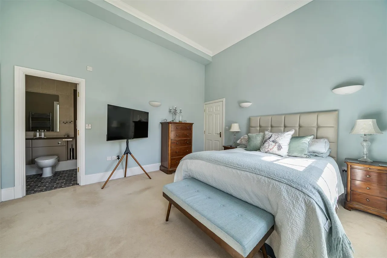 Boundary Walk, Knowle, Fareham, photo 11