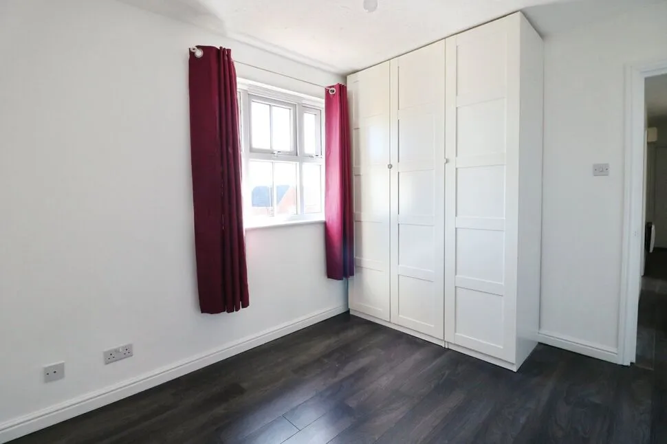 Bluebell Way, Ilford, IG1, photo 16