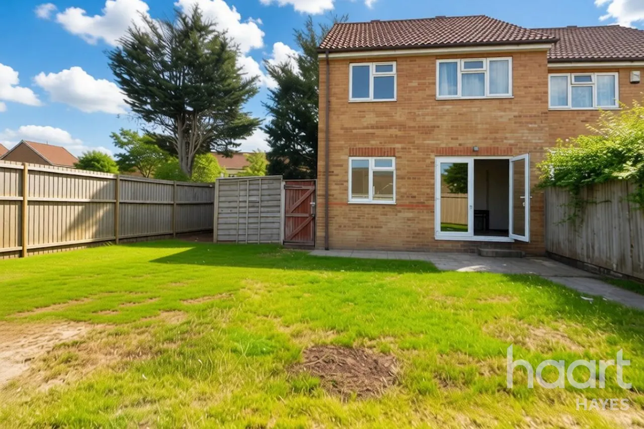 3 bed house for sale, Yeading Lane, Hayes, UB4