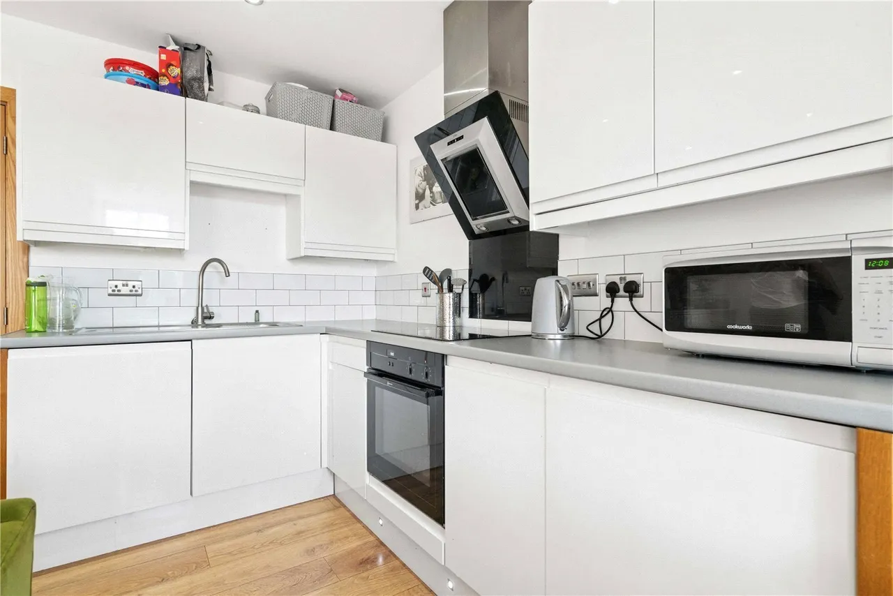 Crown Road, St Margarets, TW1, photo 5