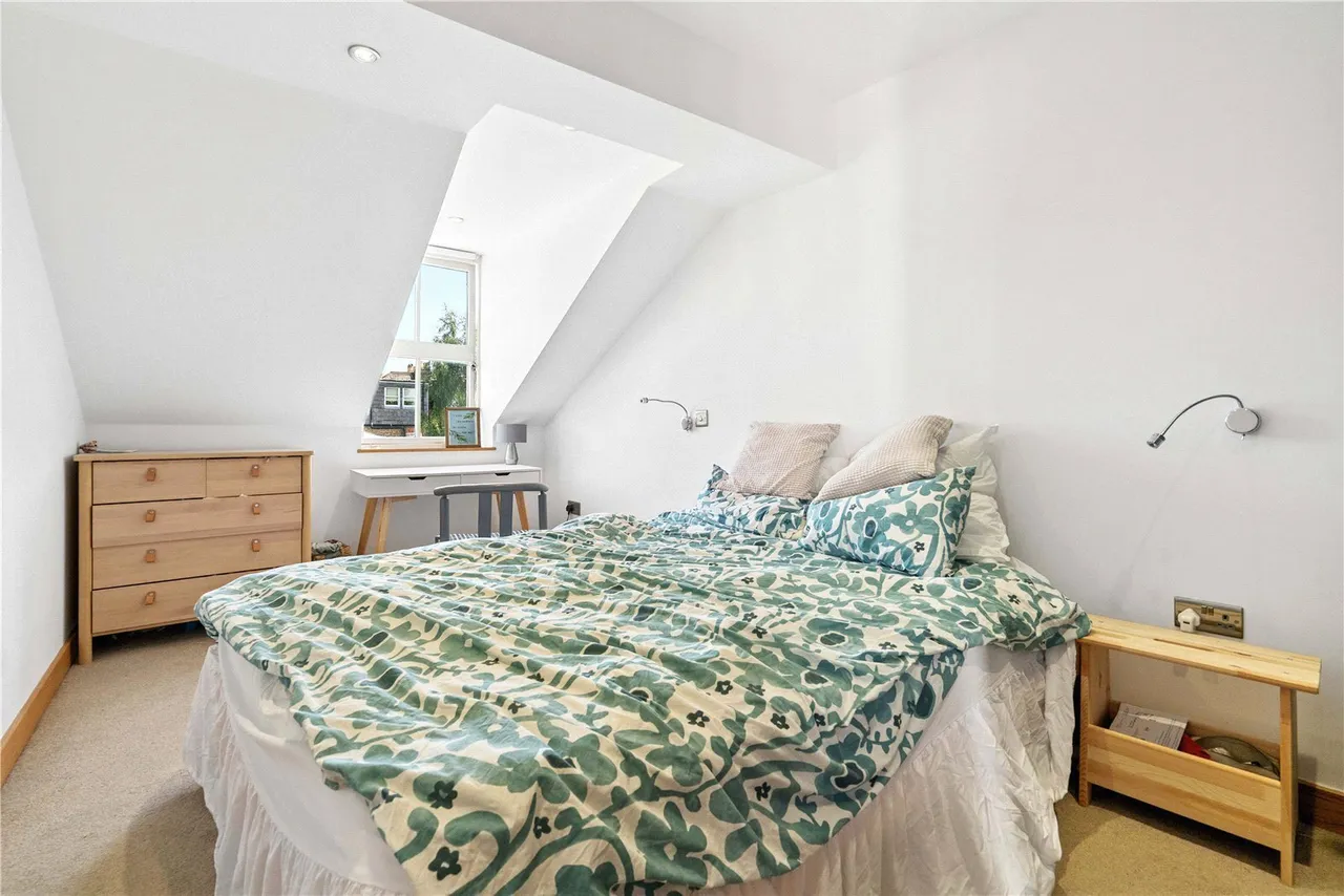Crown Road, St Margarets, TW1, photo 7