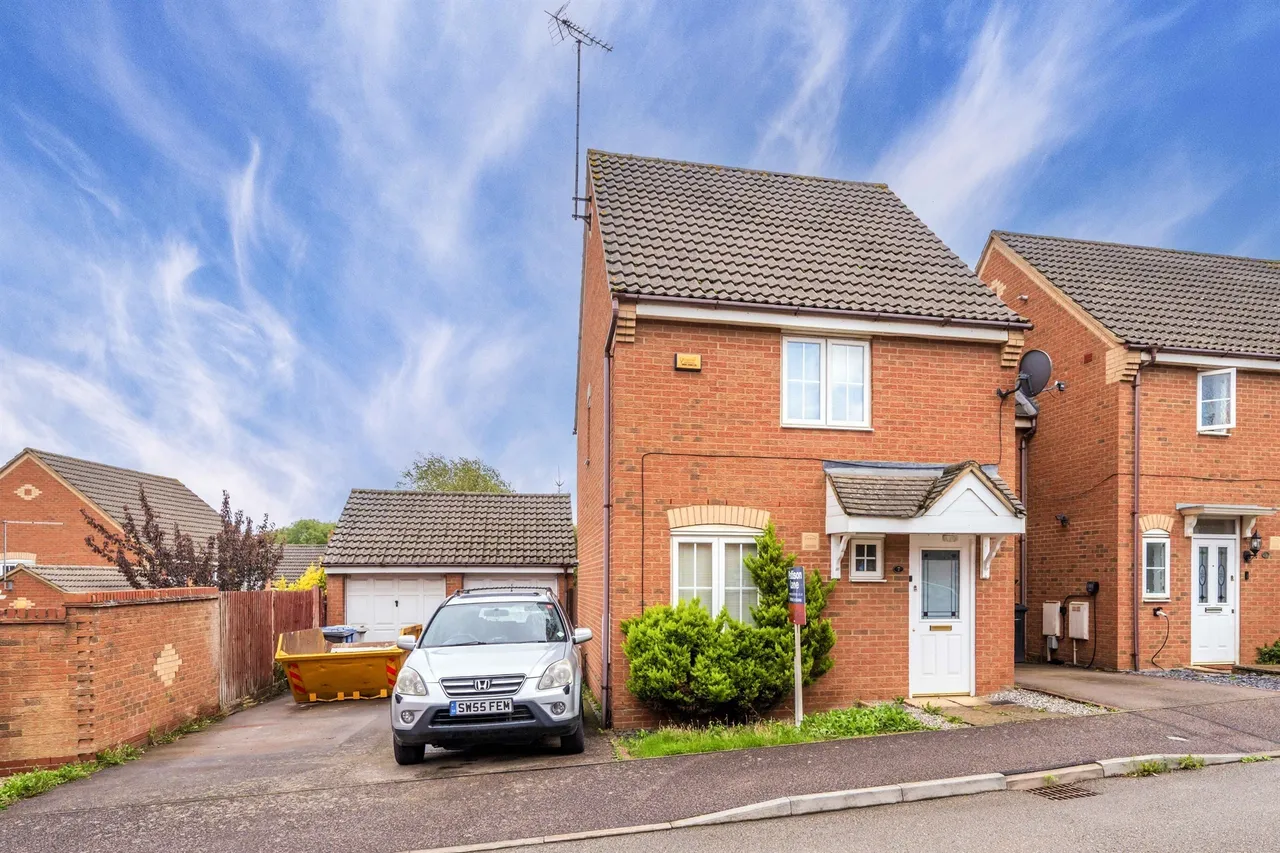 3 bed house for sale, Tailby Avenue, Kettering, NN16