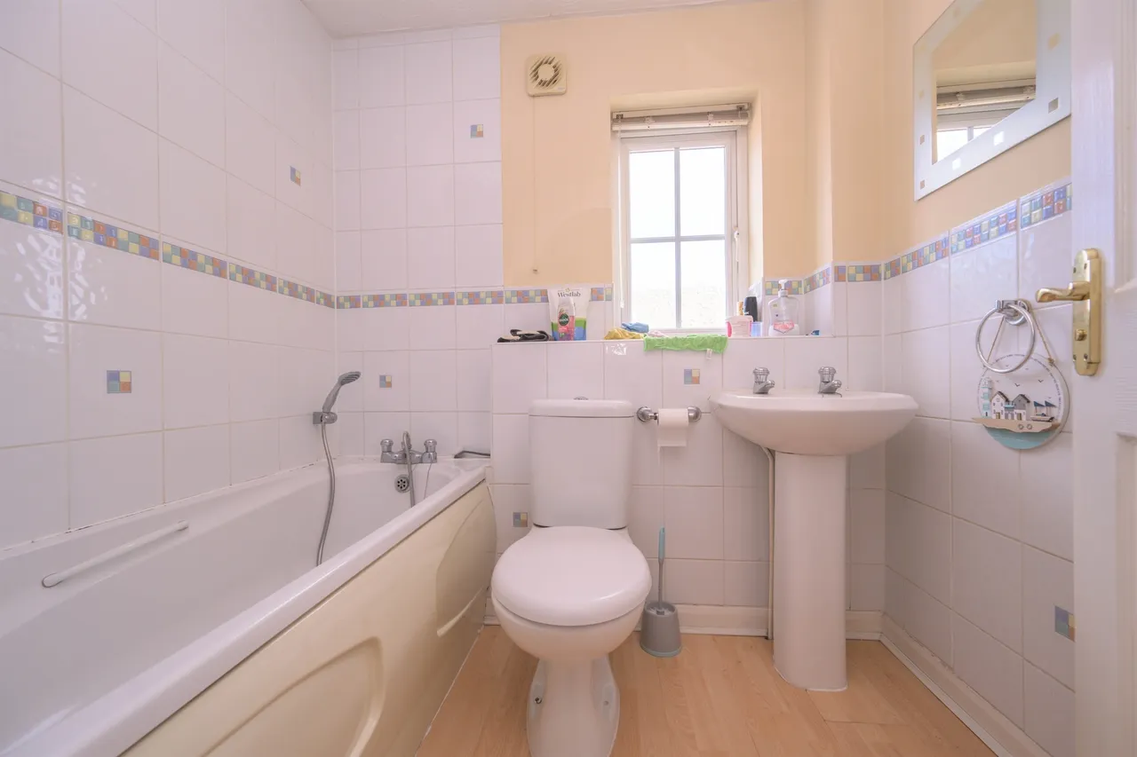 Tailby Avenue, Kettering, NN16, photo 9