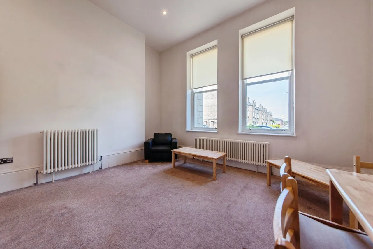 Caistor Drive, Bracebridge Heath, Lincoln, Lincolnshire, LN4, photo 5