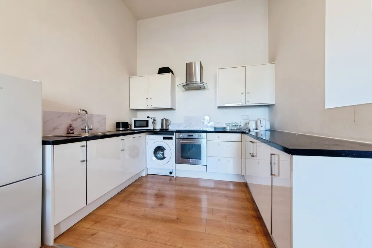Caistor Drive, Bracebridge Heath, Lincoln, Lincolnshire, LN4, photo 2