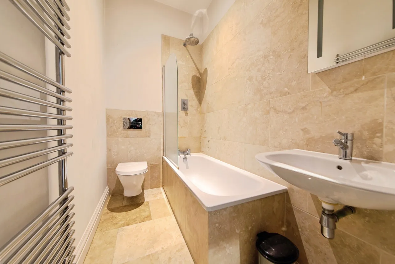 Caistor Drive, Bracebridge Heath, Lincoln, Lincolnshire, LN4, photo 8