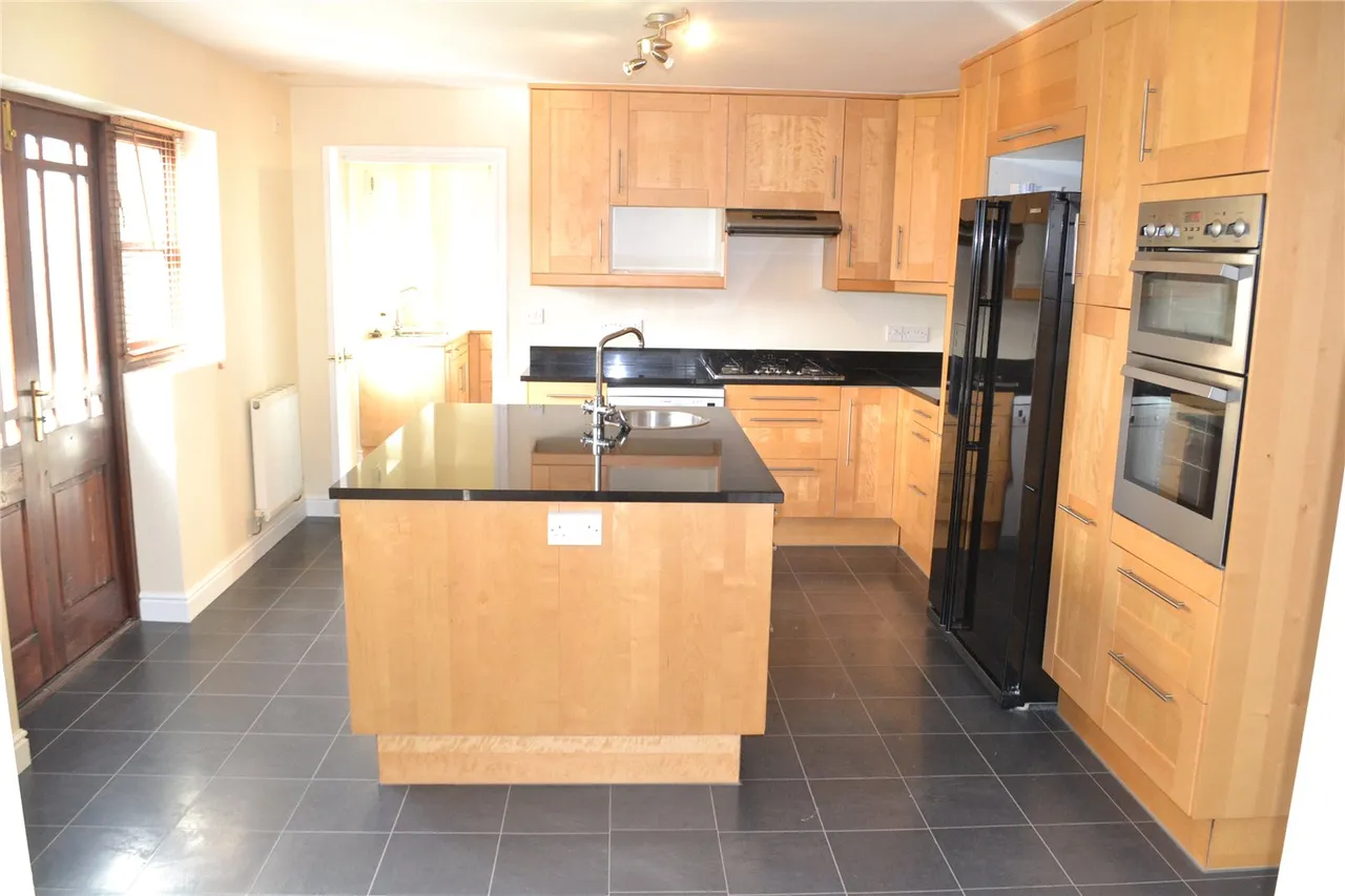 Bryndu Road, Llanidloes, photo 2