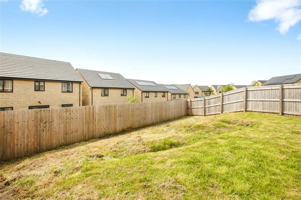 Dawson Drive, Burnley, BB10, photo 24