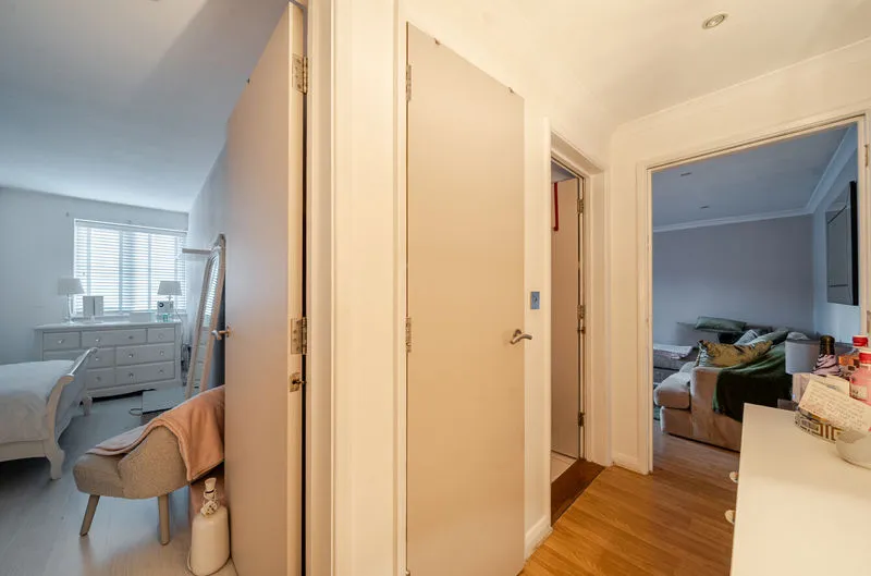 4 Foxley Lane, Purley CR8 3EP, photo 6