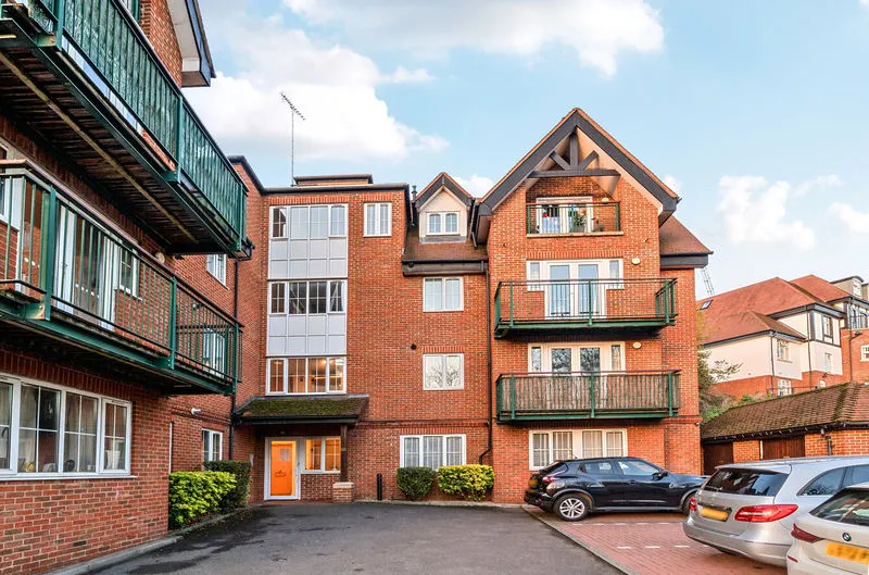 4 Foxley Lane, Purley CR8 3EP, photo 10