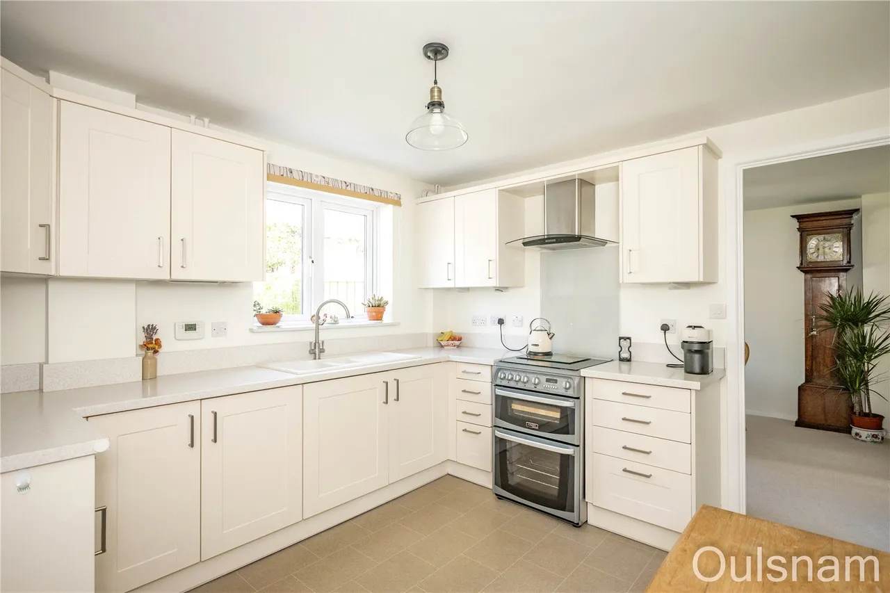 Fircroft Close, Stoke Heath, Bromsgrove, Worcestershire, B60 4NQ, photo 5