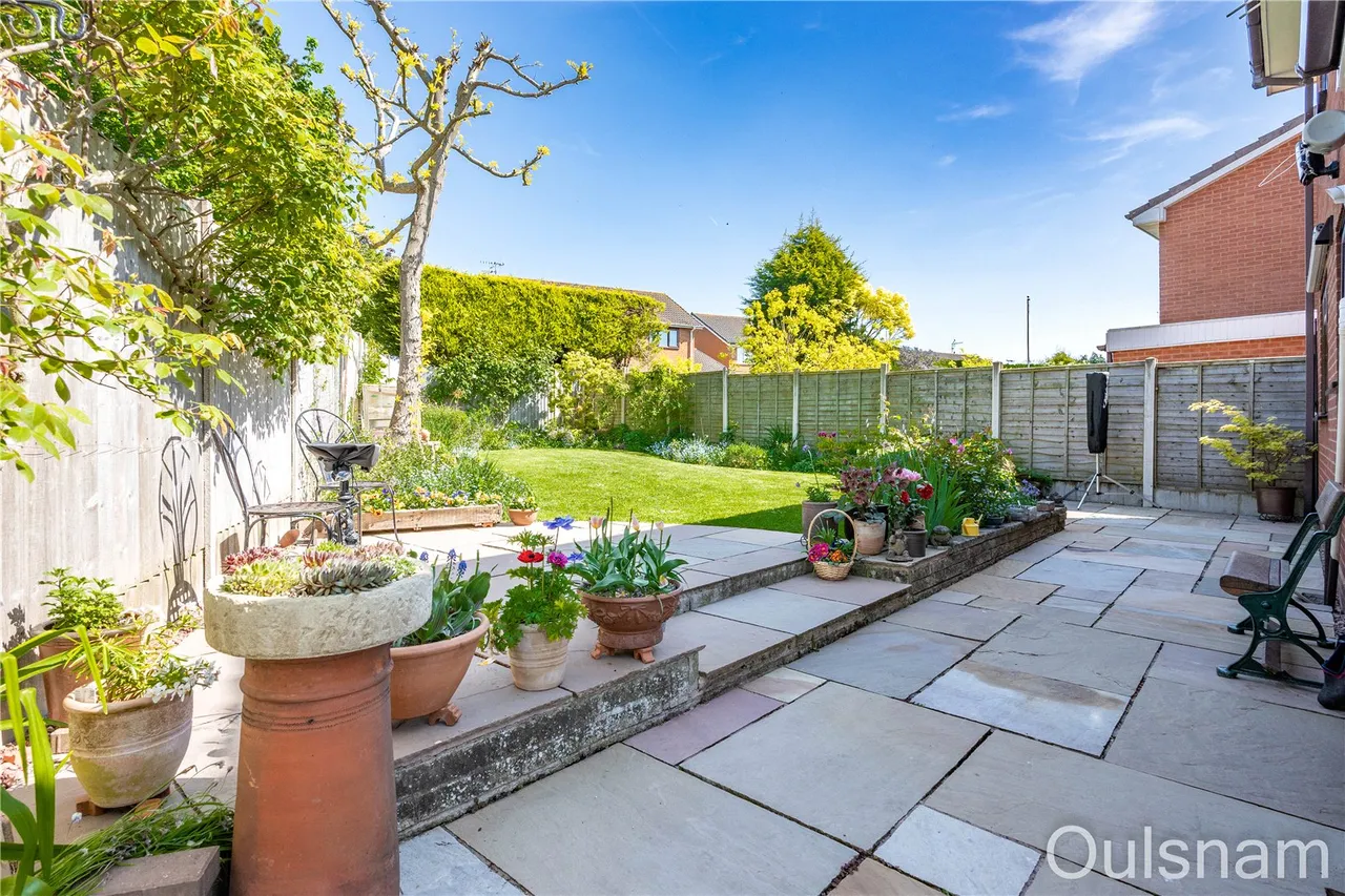 Fircroft Close, Stoke Heath, Bromsgrove, Worcestershire, B60 4NQ, photo 17