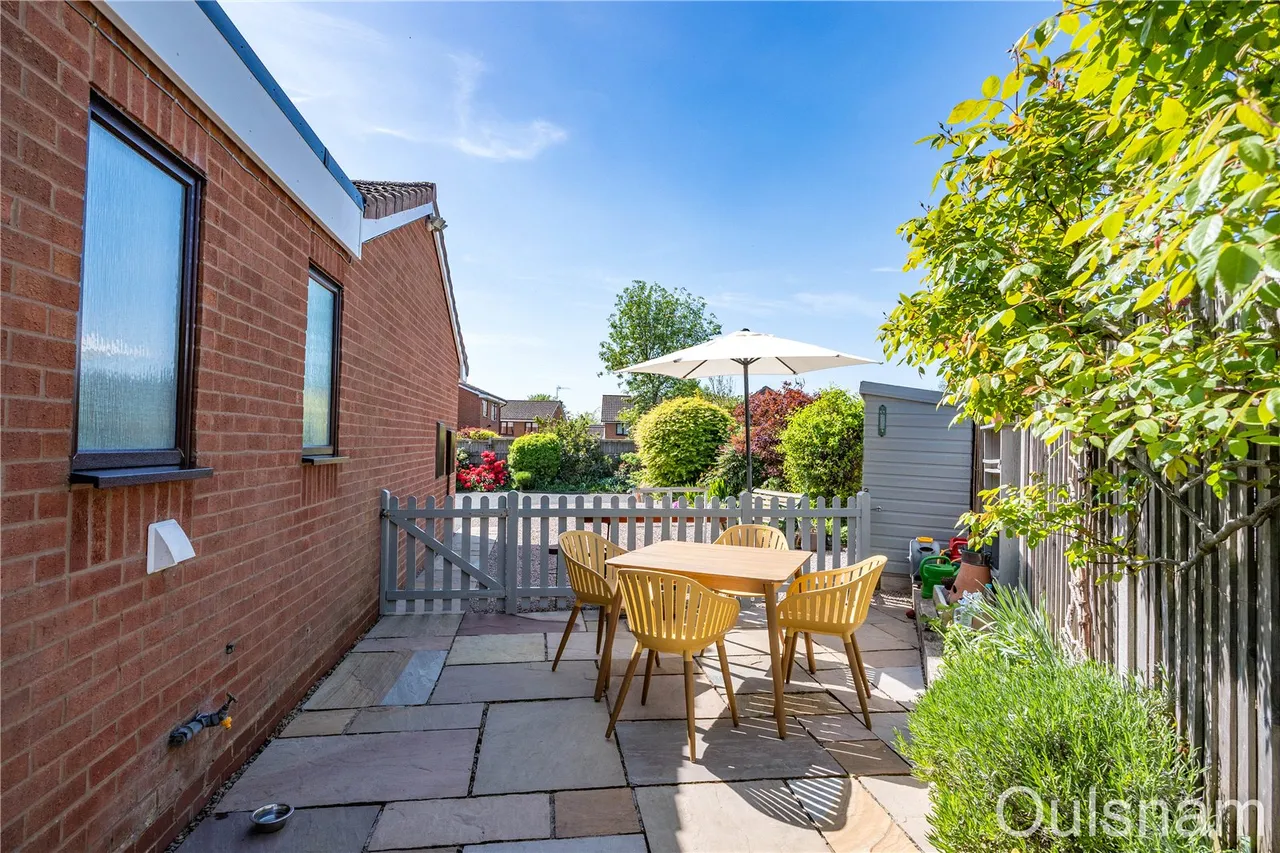 Fircroft Close, Stoke Heath, Bromsgrove, Worcestershire, B60 4NQ, photo 21