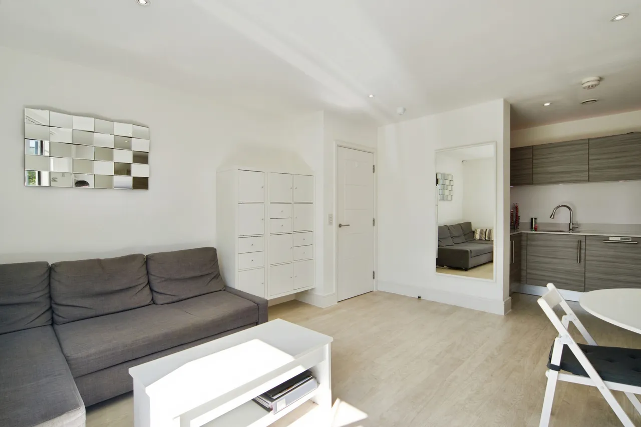 Jacks Farm Way, London, E4, photo 5