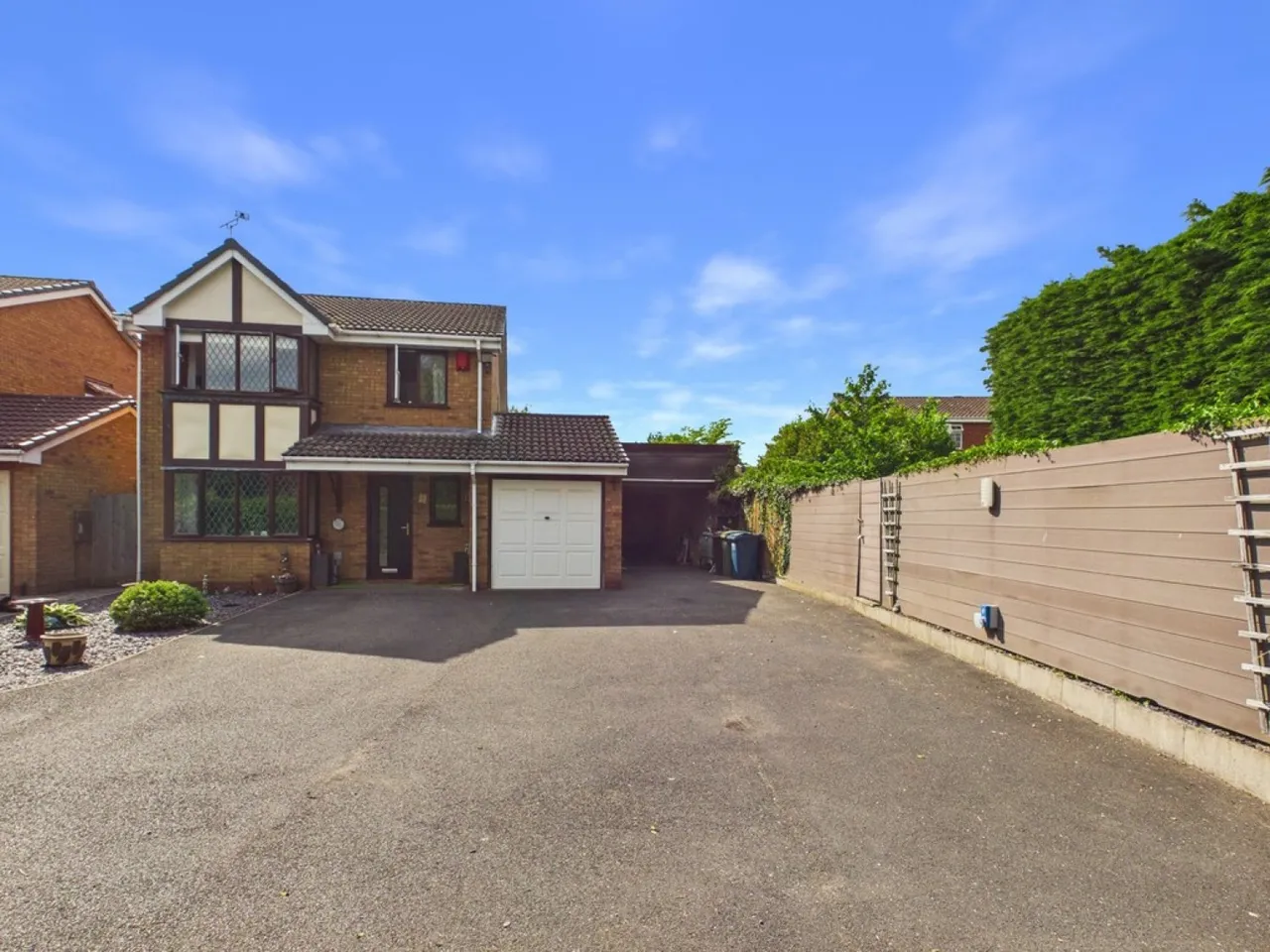 4 bed house for sale — Stafford, Staffordshire