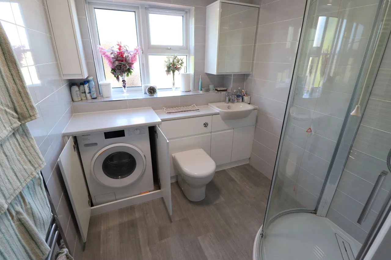Southend Road, Hockley, Essex, SS5 4PQ, photo 8