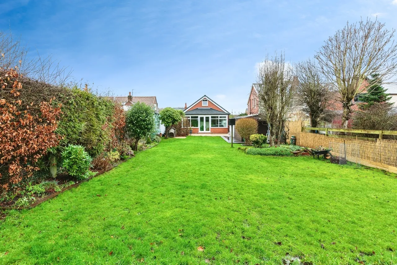 Robins Lane, Poulton-Le-Fylde, FY6, photo 11