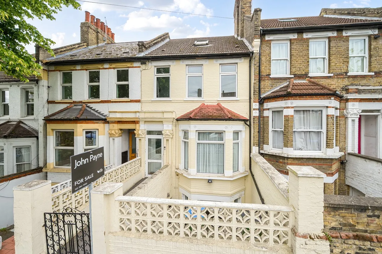 6 bed house for sale — Griffin Road, SE18