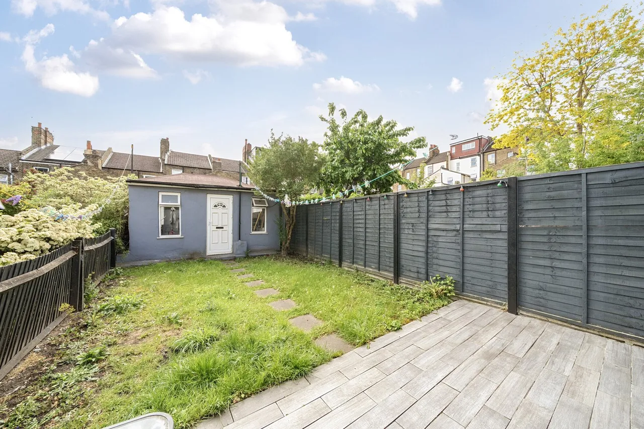 Griffin Road, SE18, photo 9