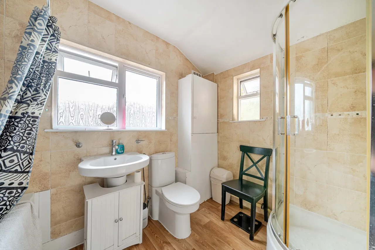 Griffin Road, SE18, photo 6