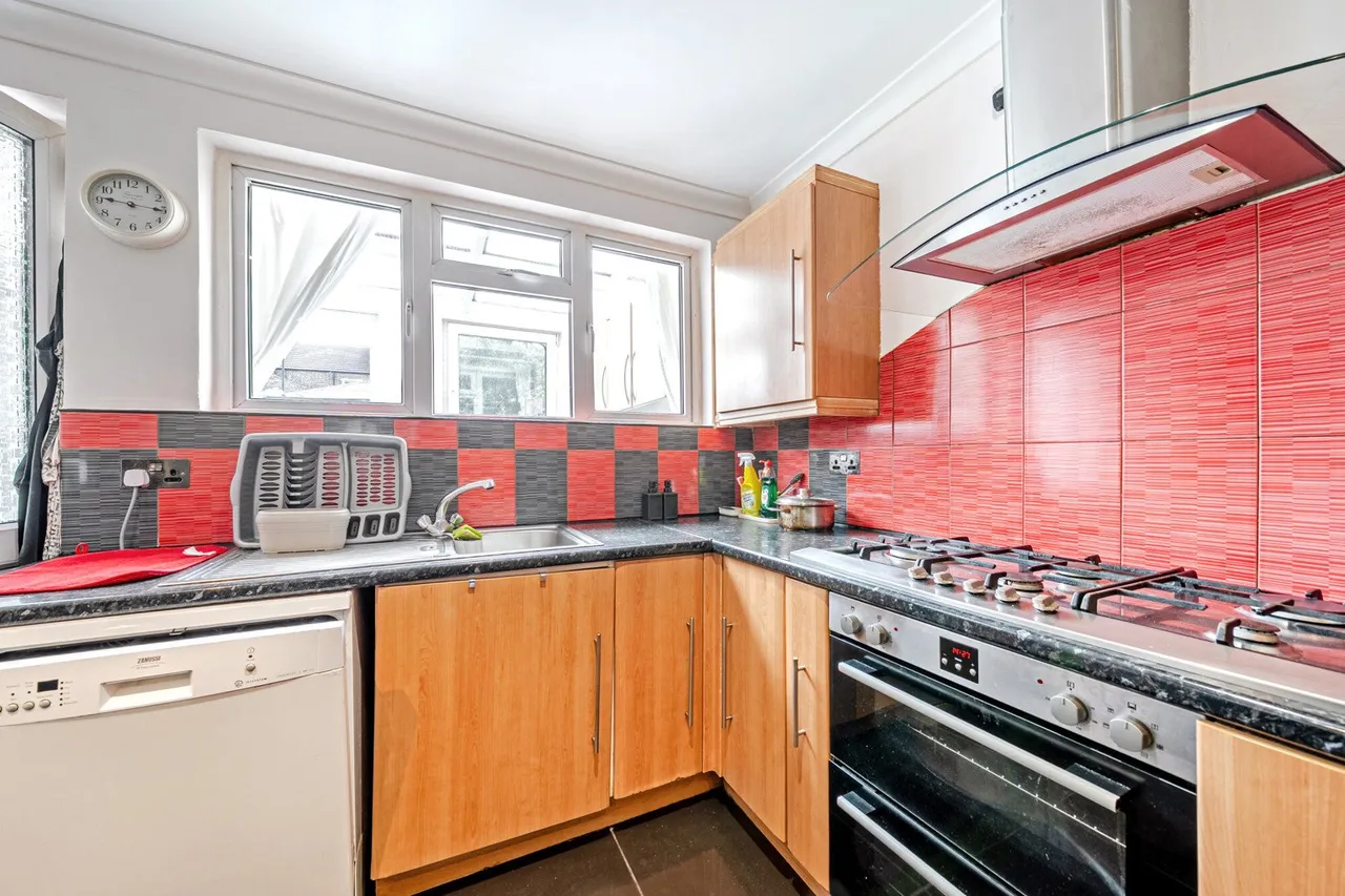 Griffin Road, SE18, photo 21