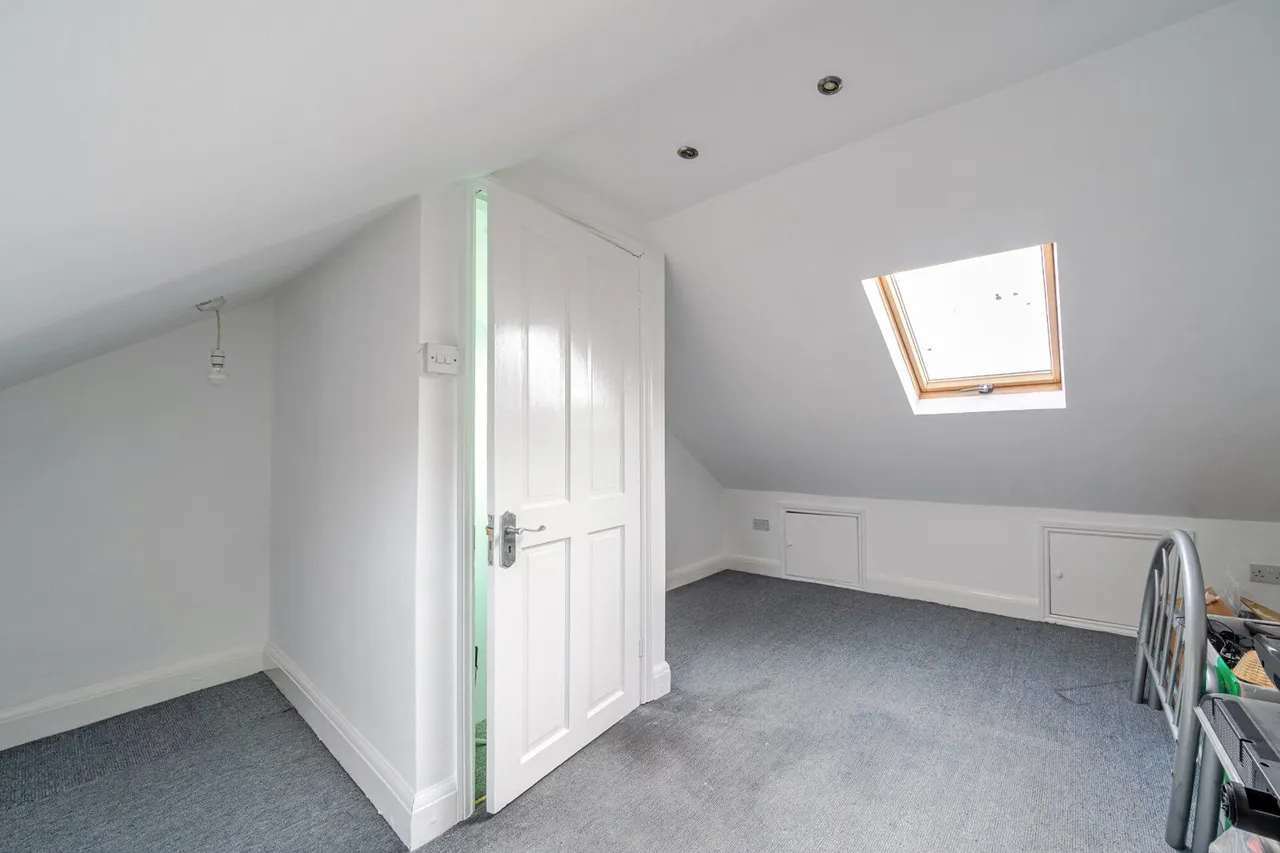 Griffin Road, SE18, photo 13