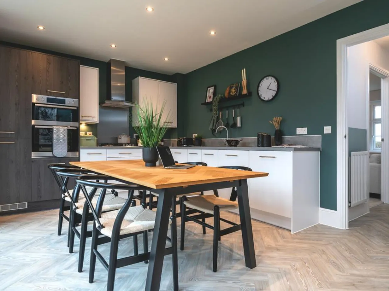 Bartons Road, Havant, PO9, photo 2