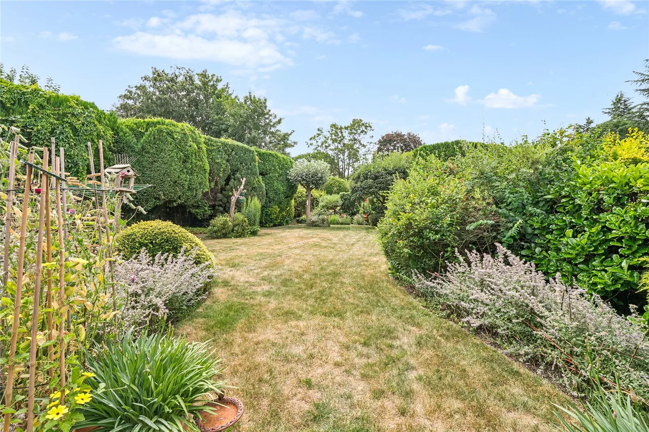 St Martins Road, Knebworth, SG3, photo 2