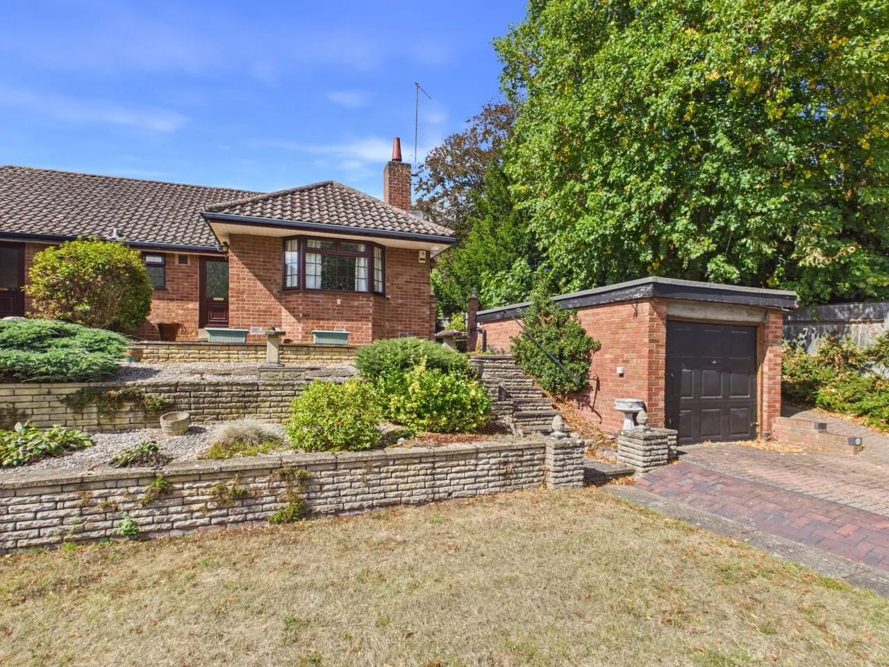 2 bed house for sale, Abbey Lane, Southam, CV47