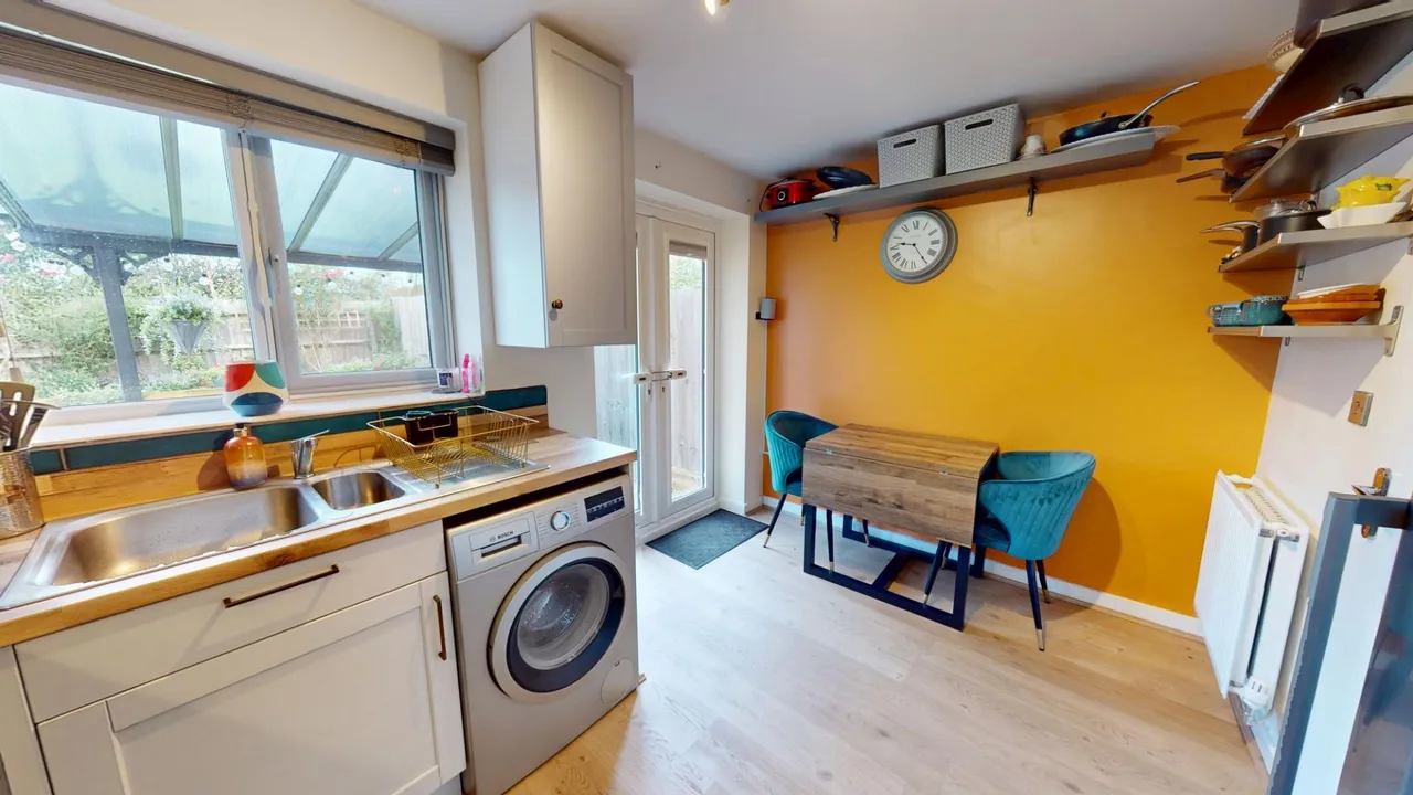 Bellerphon Drive, Foxfields, ST3, photo 9