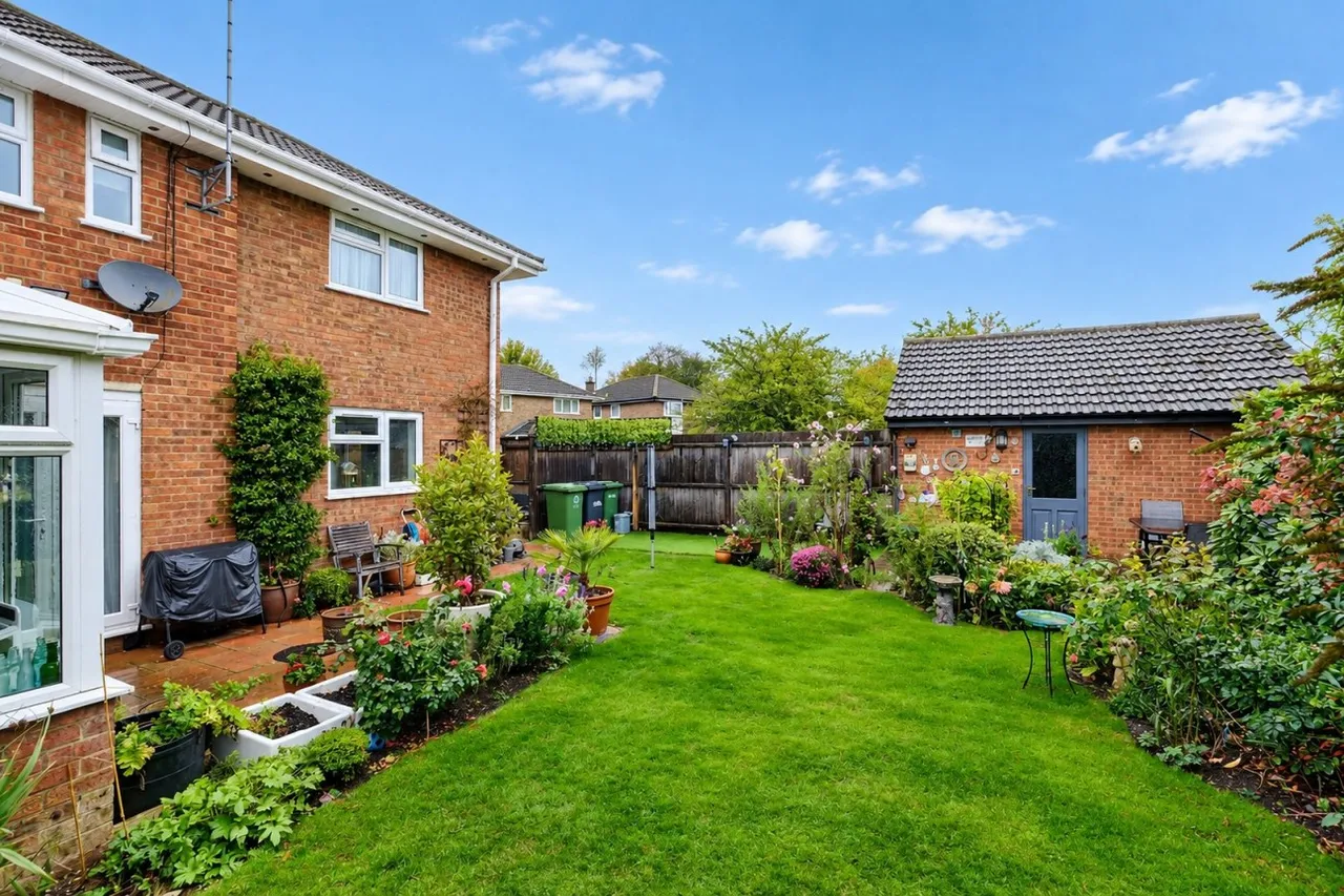 Gloucester Road, Sawtry, PE28, photo 7