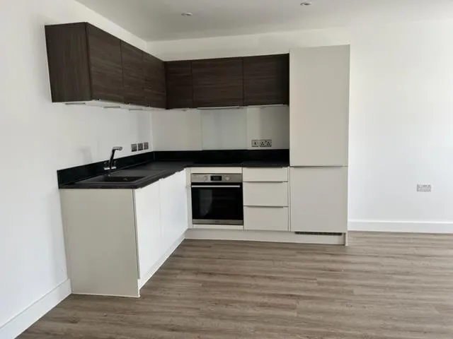 Clifton House, 84 Broadway, Peterborough, photo 3