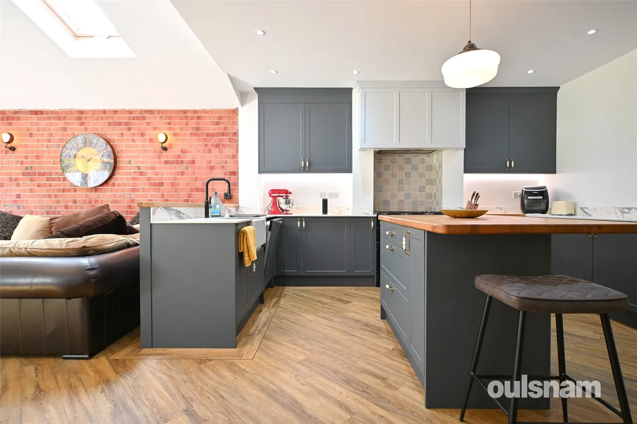 Wolverhampton Road, Oldbury, West Midlands, B68 0LH, photo 4