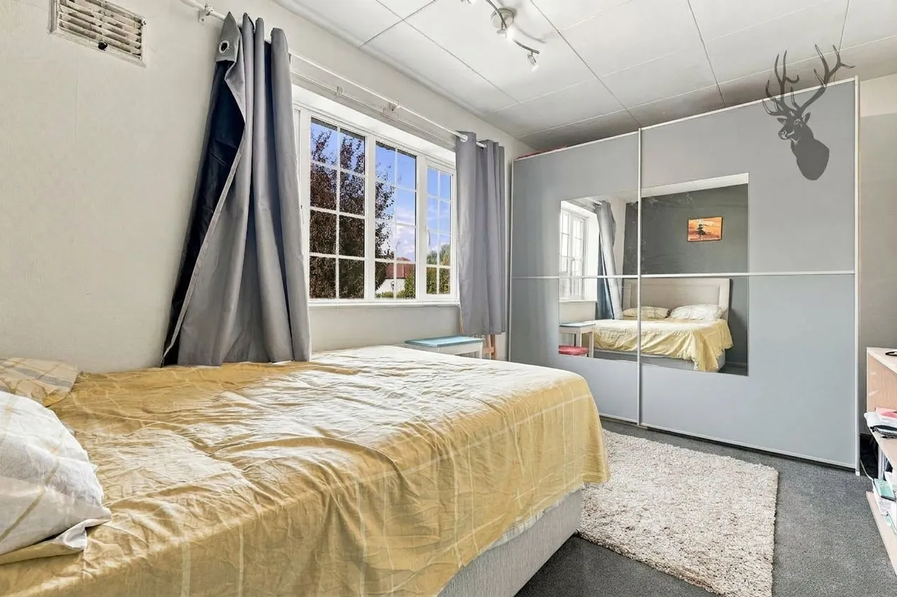Valley Hill, Loughton, IG10, photo 11