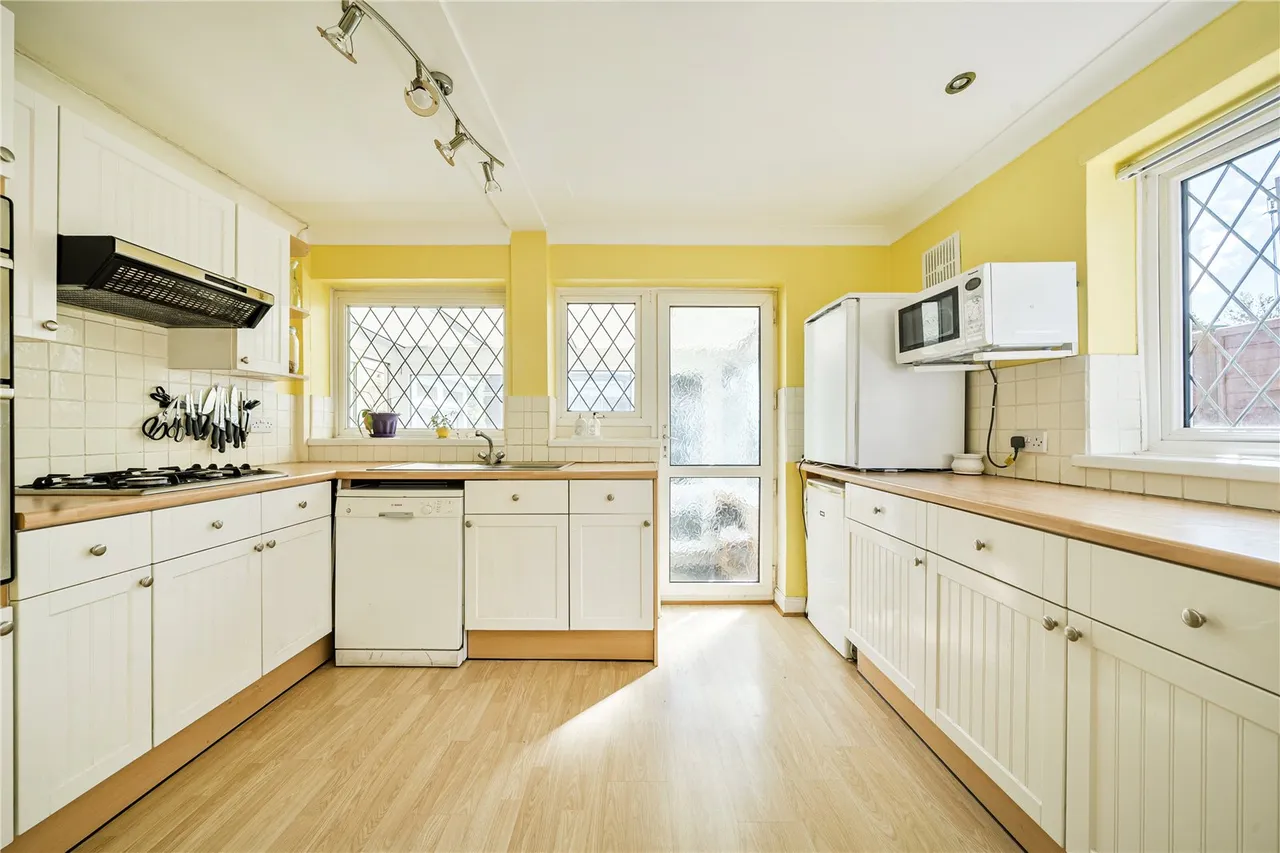 Hope Road, West End, Southampton, Hampshire, SO30 3GE, photo 3