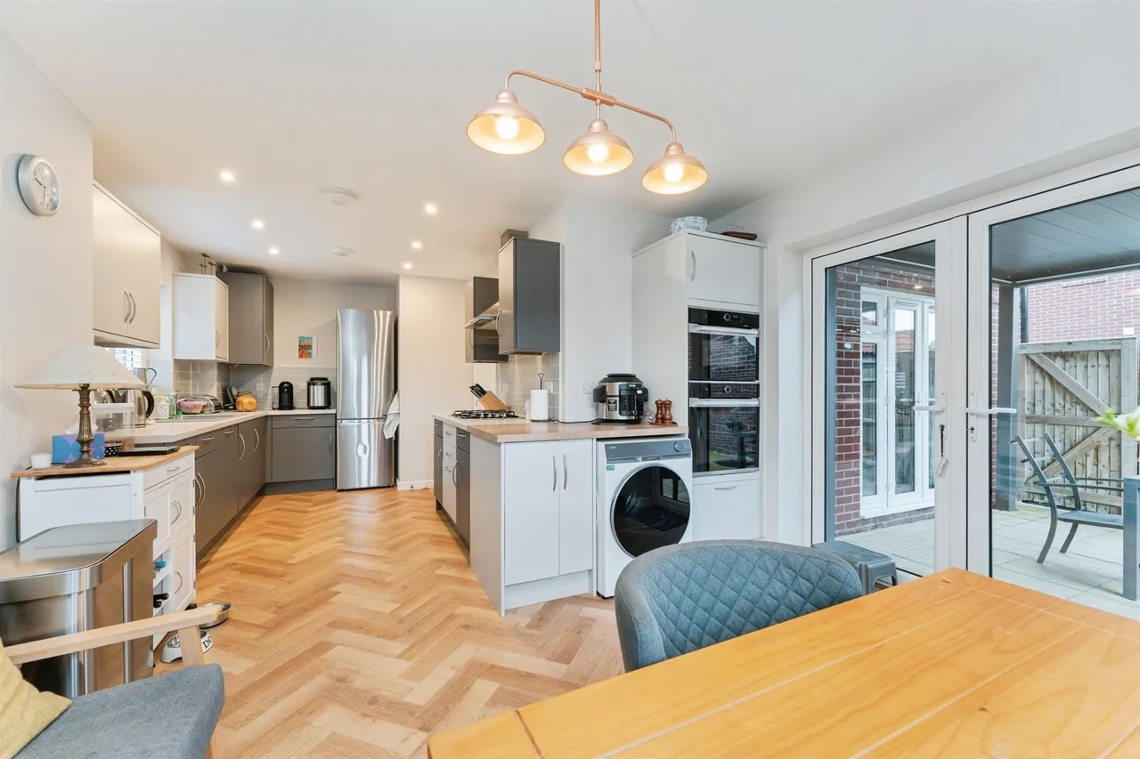 Lily Avenue, Wimblington, PE15, photo 5