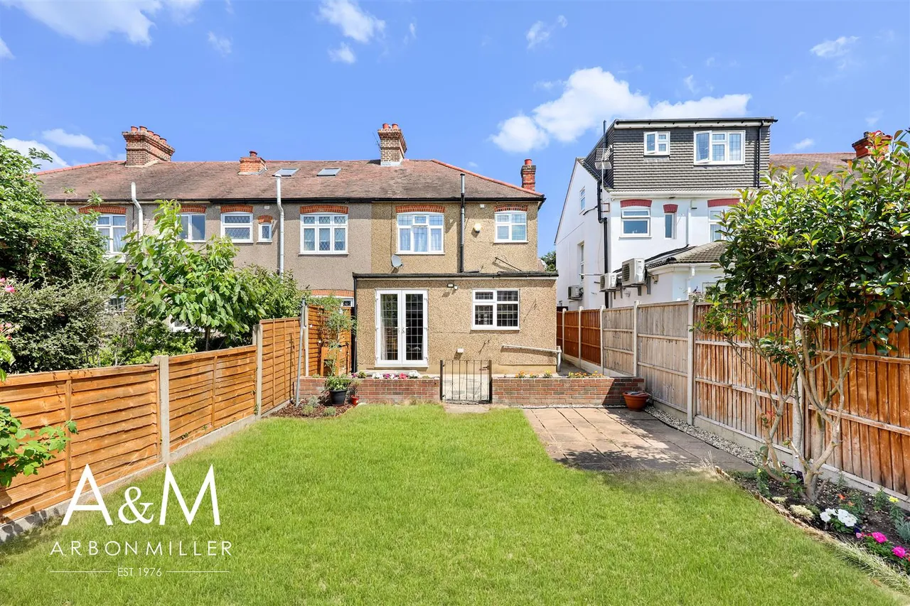 Hatley Avenue, Barkingside, Essex, Ilford, IG61EJ, photo 23