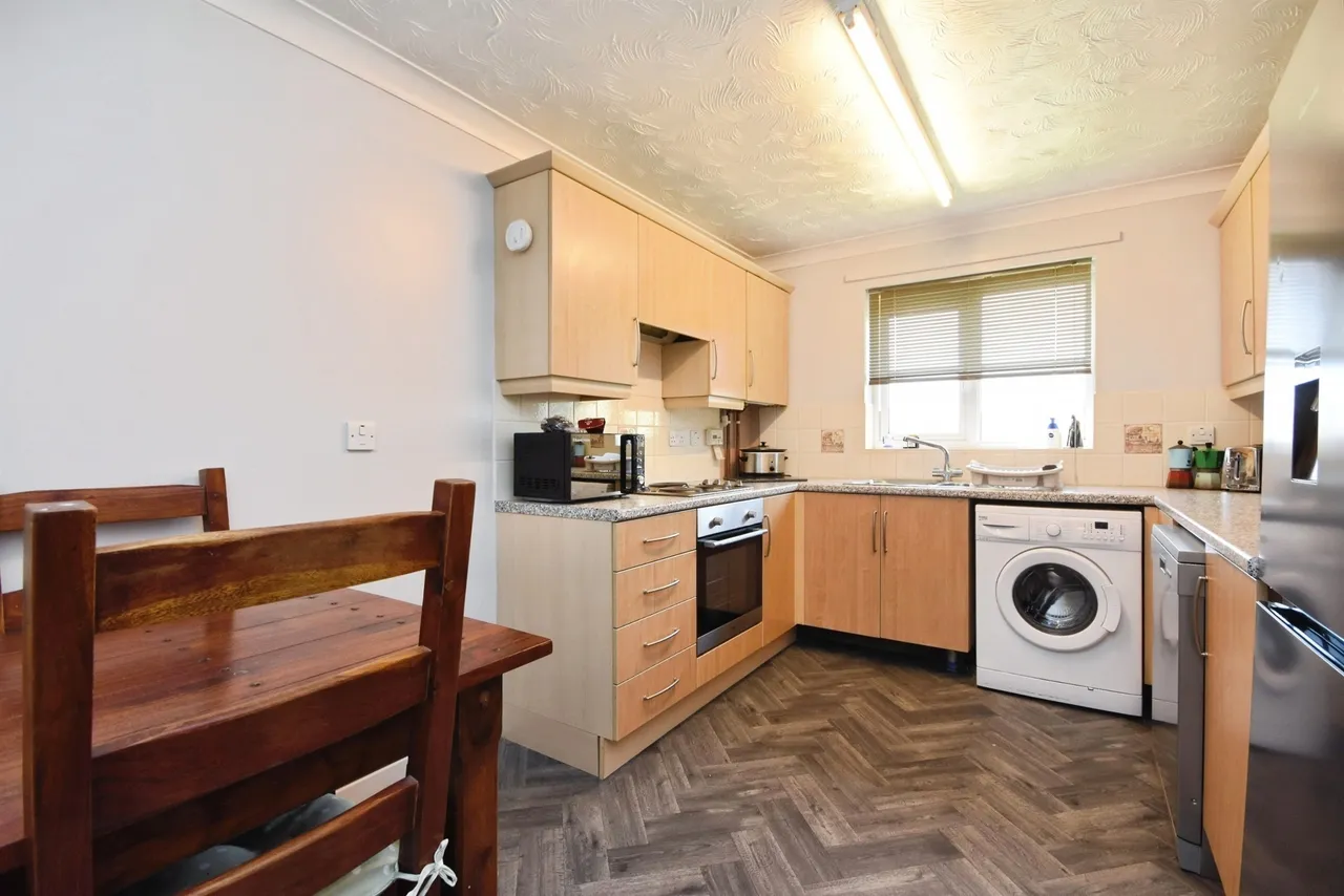 Brewster Close, Halstead, CO9, photo 5