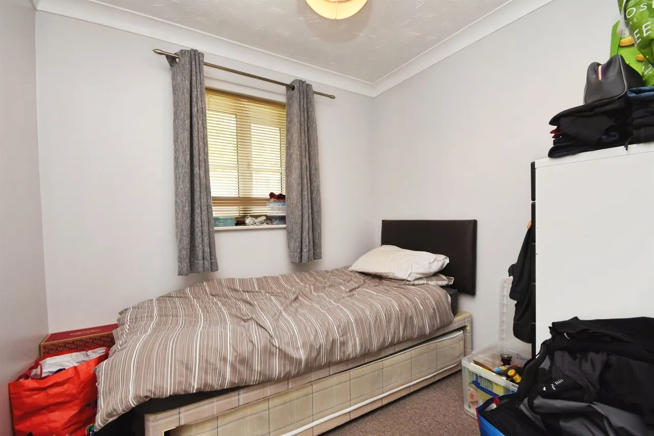 Brewster Close, Halstead, CO9, photo 11