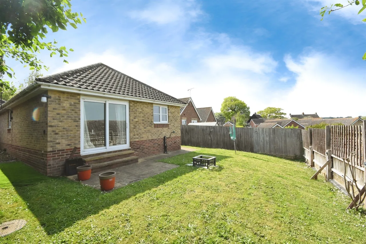 Brewster Close, Halstead, CO9, photo 13