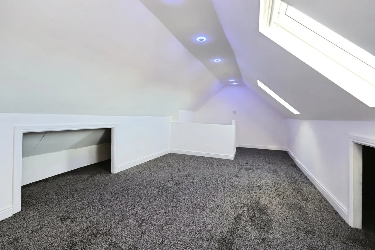 Arden Place, Bilston, WV14, photo 12