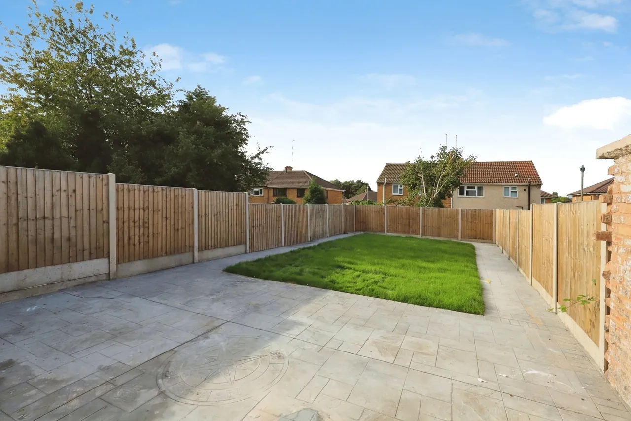 Arden Place, Bilston, WV14, photo 9
