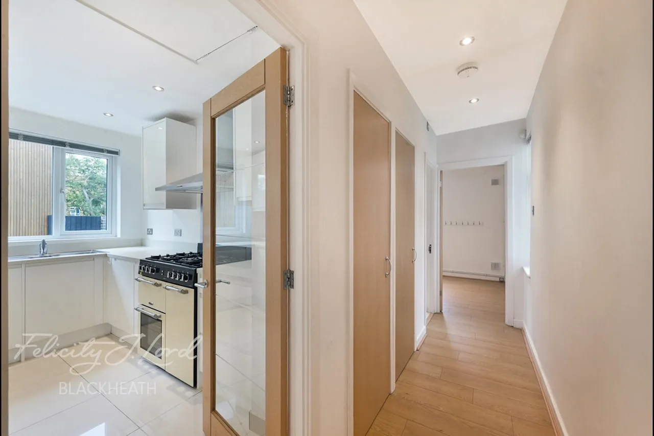 Langton Way, London, photo 5