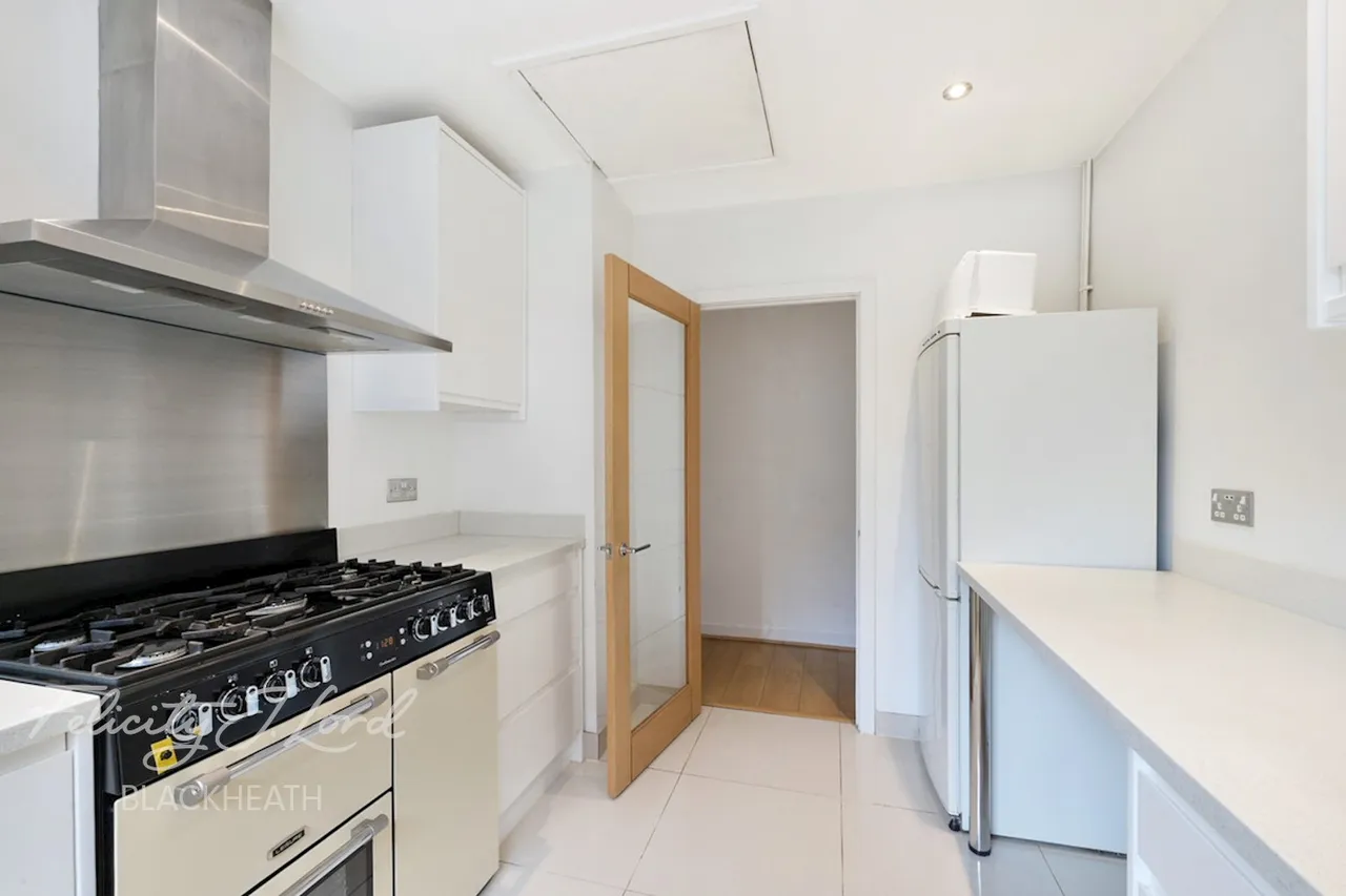 Langton Way, London, photo 13