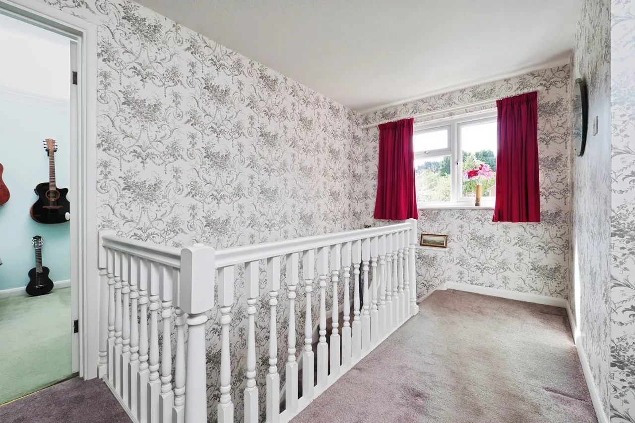 Eastcote Avenue, Bramcote, NG9, photo 11