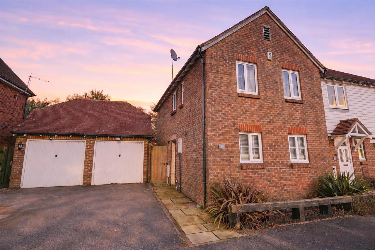 Malthouse Way, Cooksbridge, Lewes, BN7 3PT, photo 2