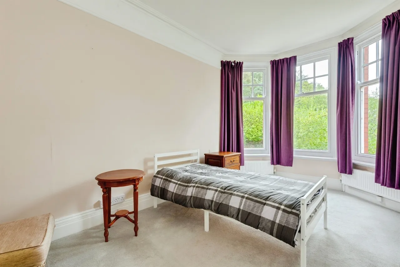 Vicarage Lane, Helsby, WA6, photo 10