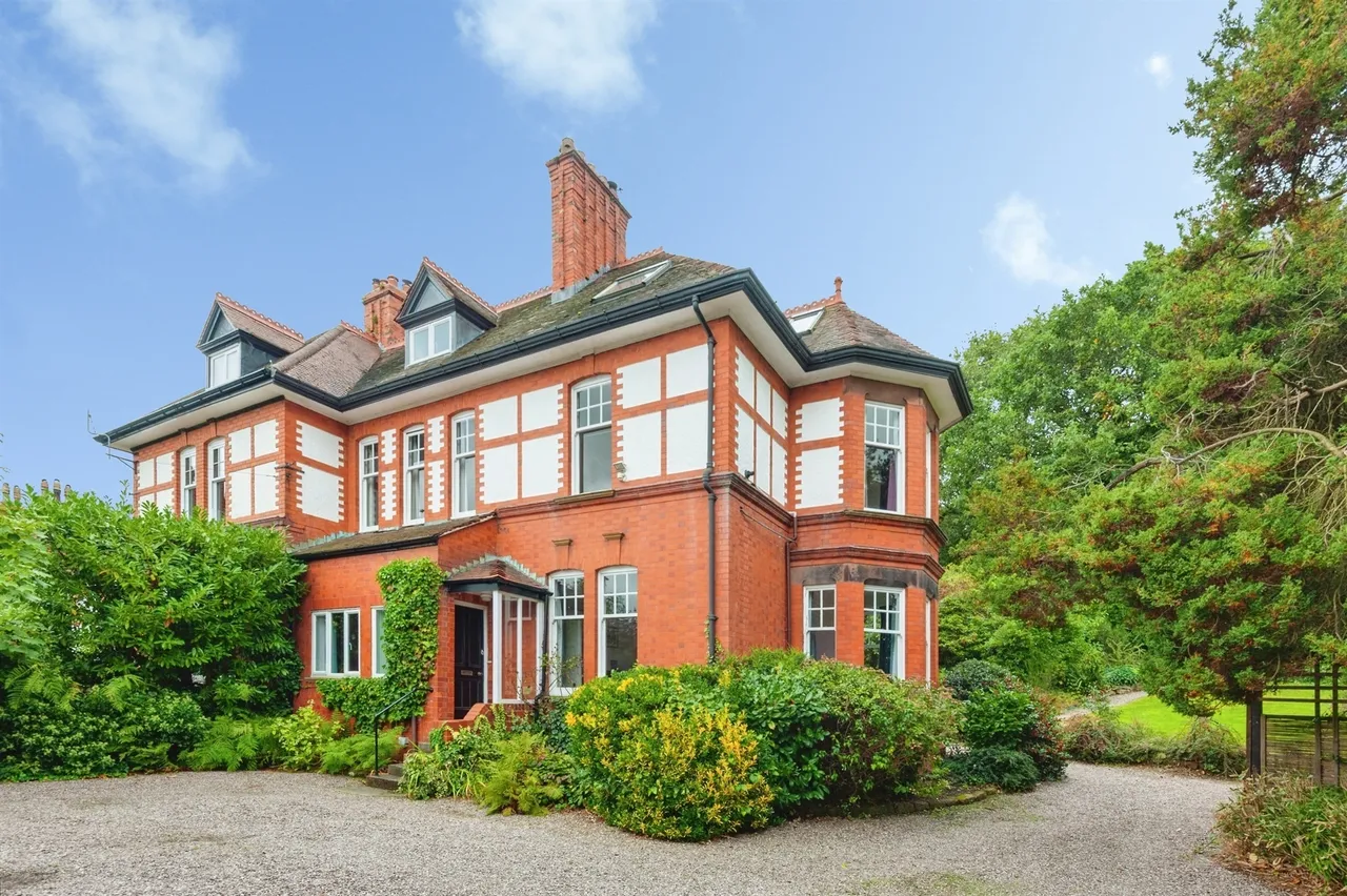 3 bed house for sale, Vicarage Lane, Helsby, WA6